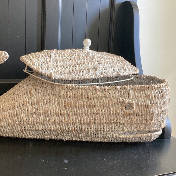 NWT Whale basket - Picture 2 of 3
